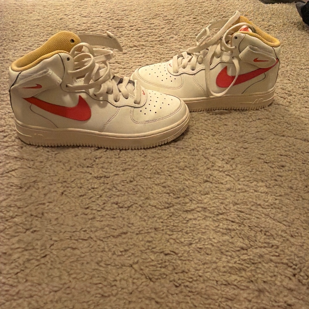 Nike Air Force 1